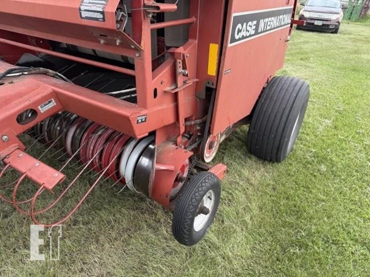 case-ih-8480-image-2
