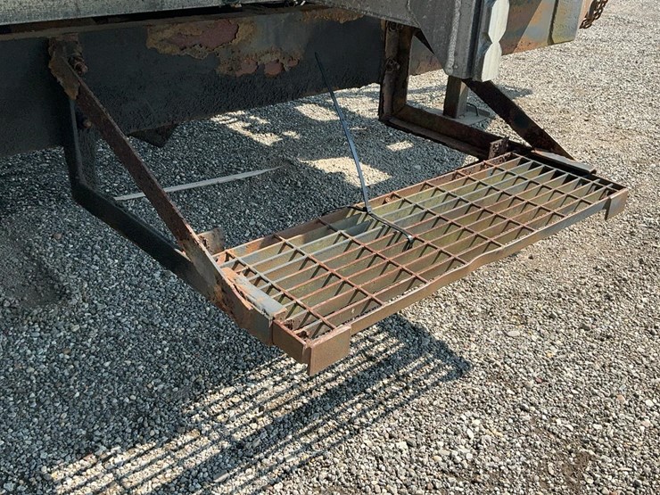 #2203-•-1996-g-s-specialty-dump-trailer*-image-35