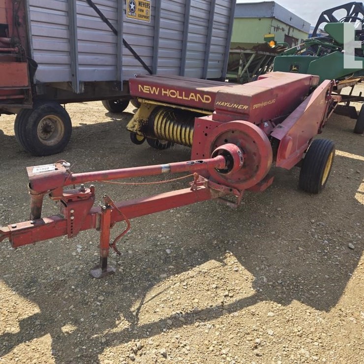 NEW HOLLAND 310
