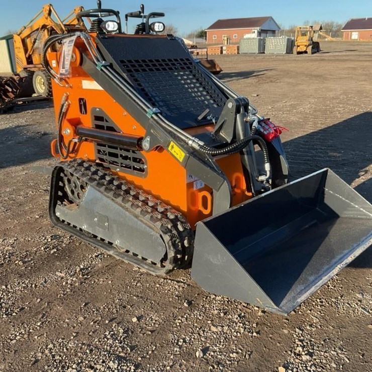 #1006 • Unused 2025 Landhero Mini Skid Steer Loader