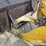 2012-caterpillar-908h-image-16
