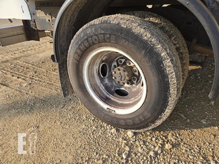 2019-ford-e450-image-11