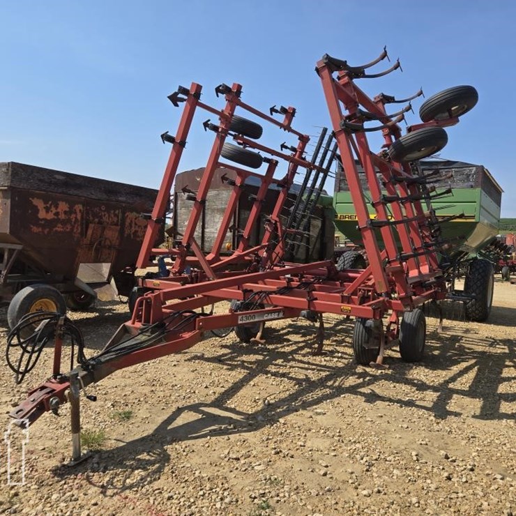 CASE IH 4300