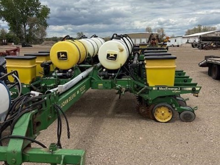 1992-john-deere-7200-image-2