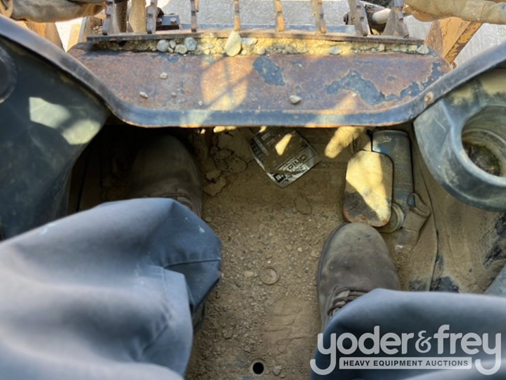 2018-caterpillar-289d-image-27
