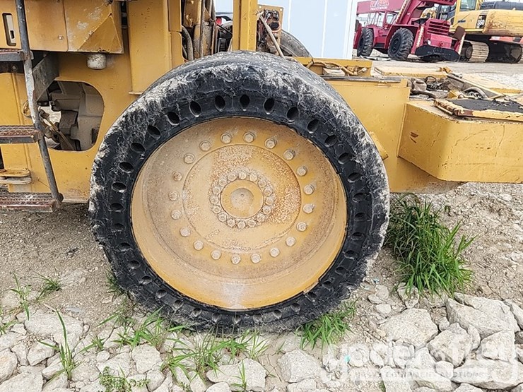 caterpillar-it38f-image-17