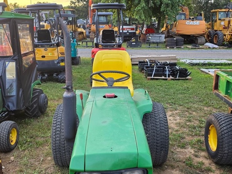 john-deere-650-image-25