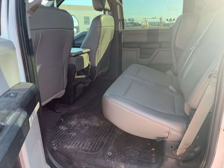 2019-ford-f250-image-8