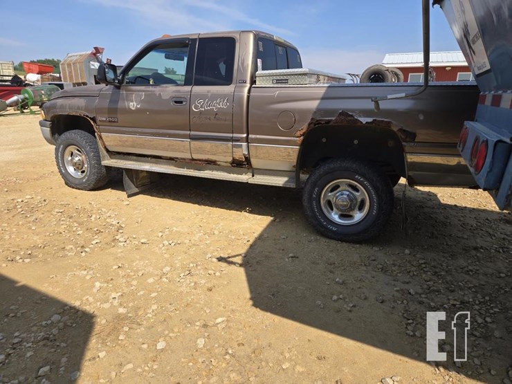 2001-dodge-ram-2500-image-18