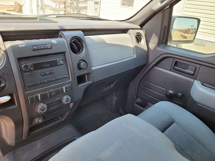 2011-ford-f150-xl-image-9