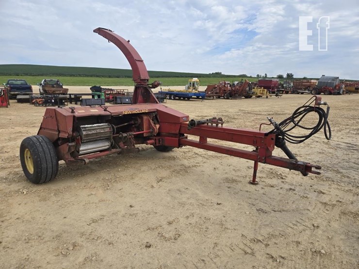 new-holland-900-image-8