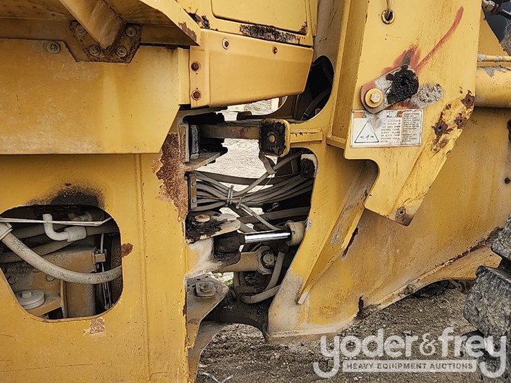 caterpillar-it38f-image-7