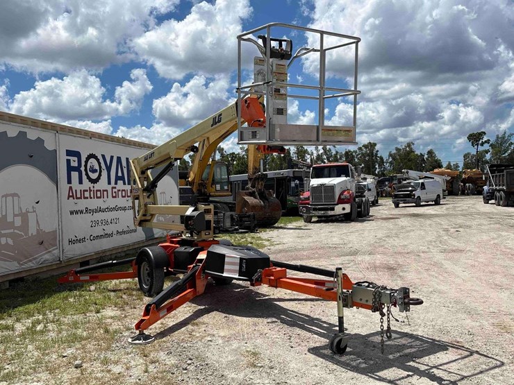 2017-jlg-t350-image-3