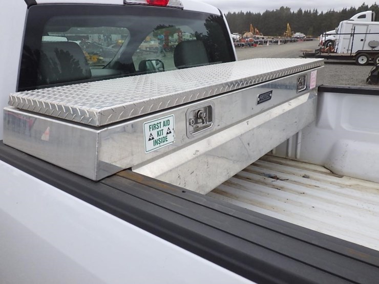 2017-ford-f150-image-9