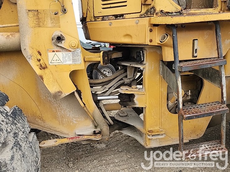 caterpillar-it38f-image-16