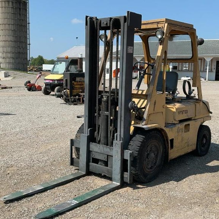 #1354 • Hyster H60JS Forklift*