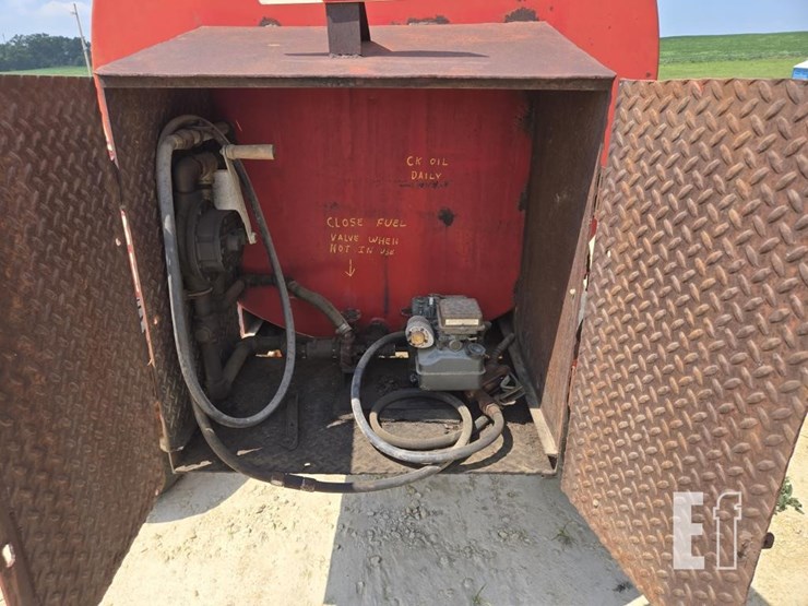 1900-fuel-trailer-w/-hand-pump-3830-image-6