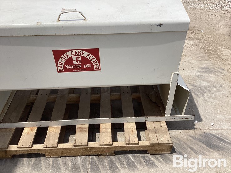 bar-6-cake-feeder-image-11