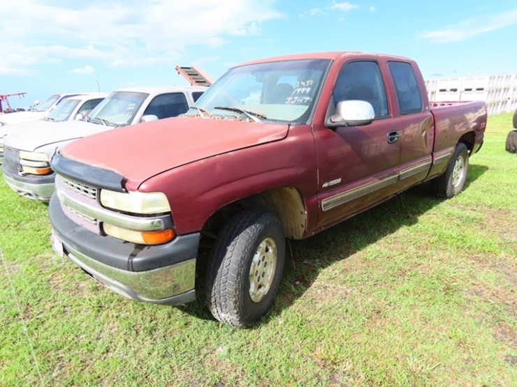 1999-chevrolet-1500-image-1