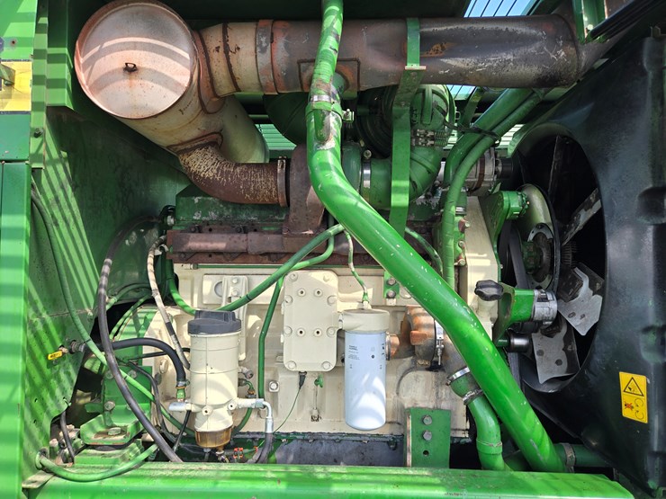 2002-john-deere-6850-image-20