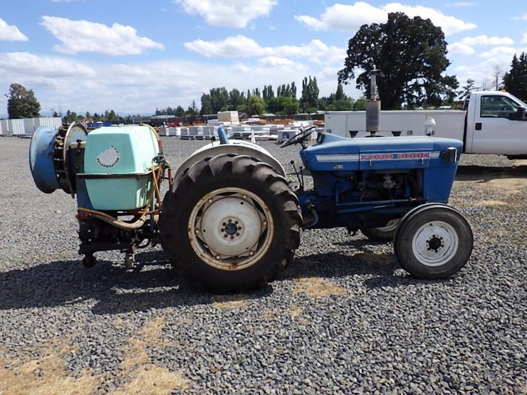 ford-tractor-image-3