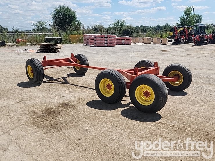 gehl-floating-tandem-axle-trailer,-telescoping-tongue-(no-title-under-4,000lbs)-image-3