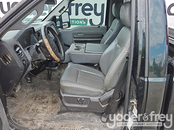 2016-ford-f250-xl-image-21
