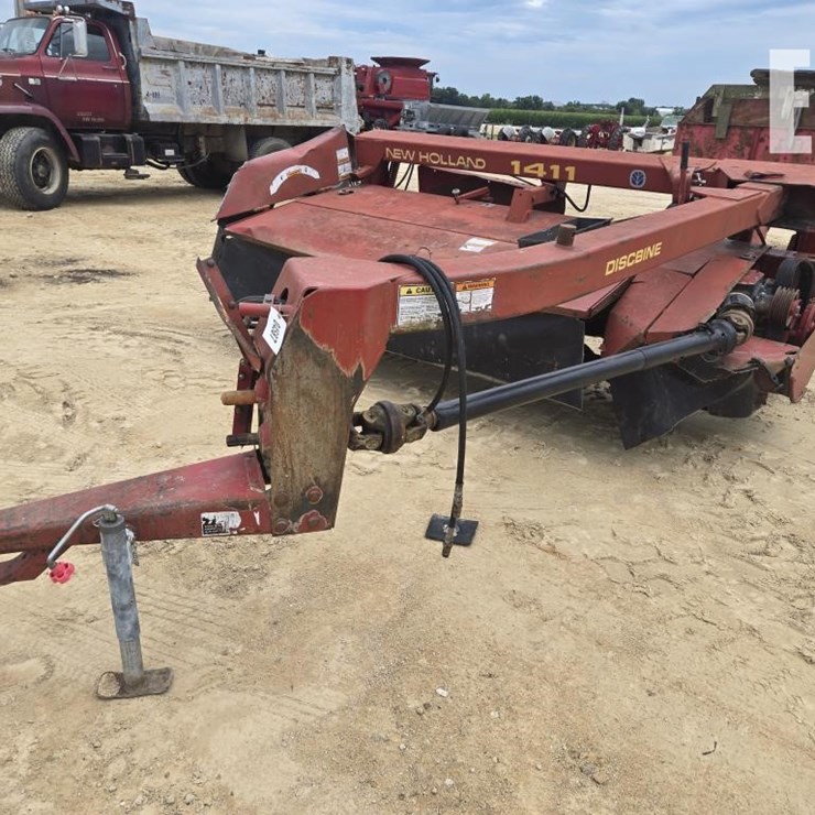 NEW HOLLAND 1411