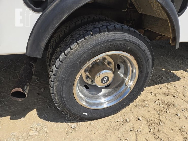 2009-ford-f550-image-20