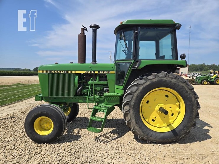 1979-john-deere-4440-image-13
