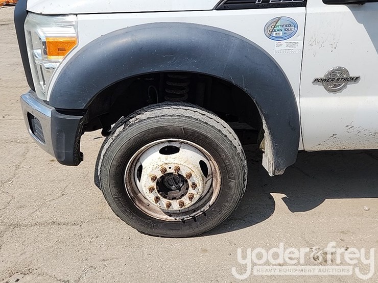 2012-ford-f550-image-11