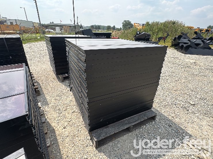 pallet-of-kaneka-60w-solar-panels,-oc-voltage-91.8v,-sc-current-1.19a,-38"-x-39"-x-1-5/8"-(22-of)-image-4