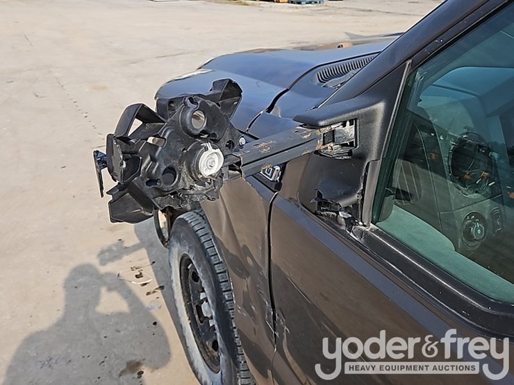 2016-ford-f250-xl-image-11