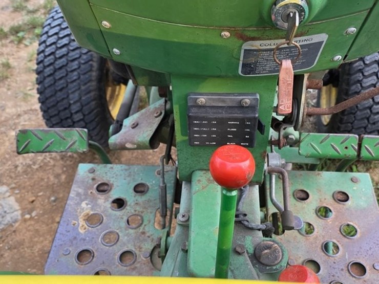 john-deere-650-image-32