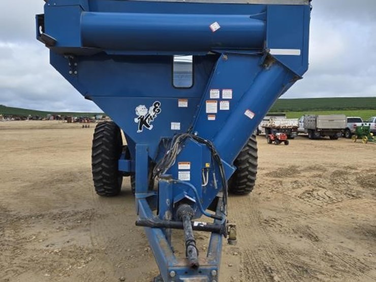 1999-kinze-1040-image-2