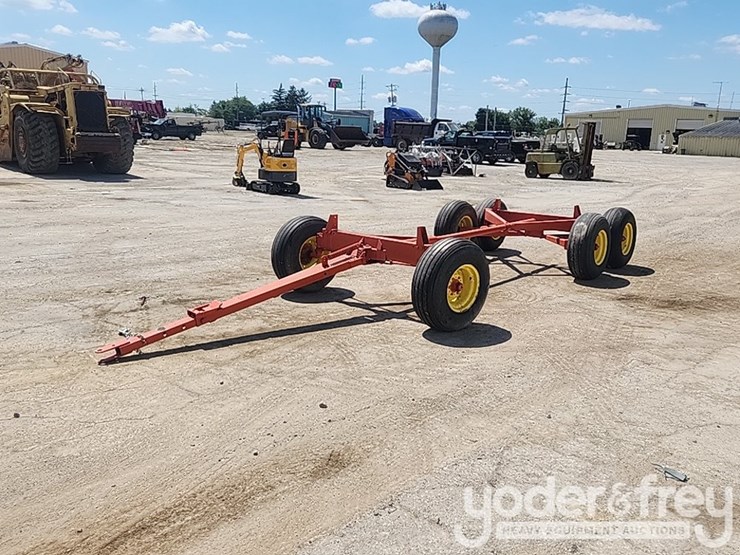 gehl-floating-tandem-axle-trailer,-telescoping-tongue-(no-title-under-4,000lbs)-image-1