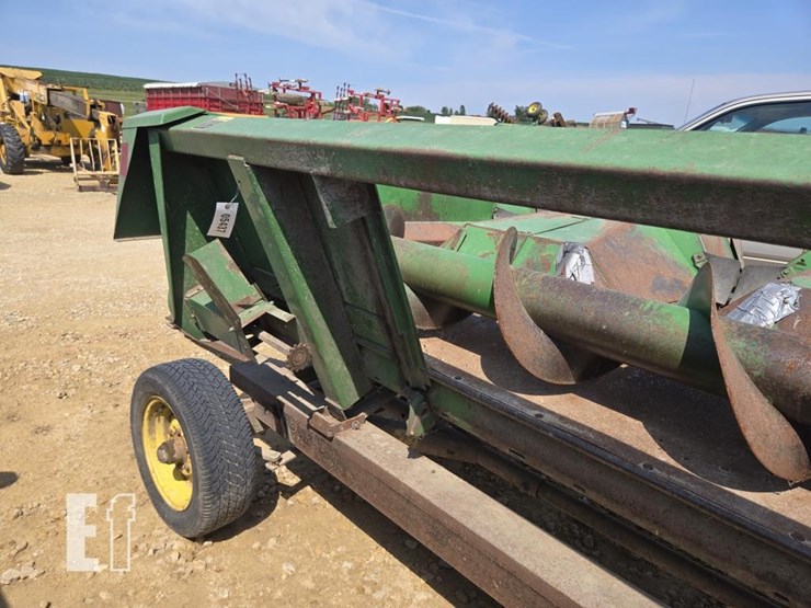 john-deere-444-image-4
