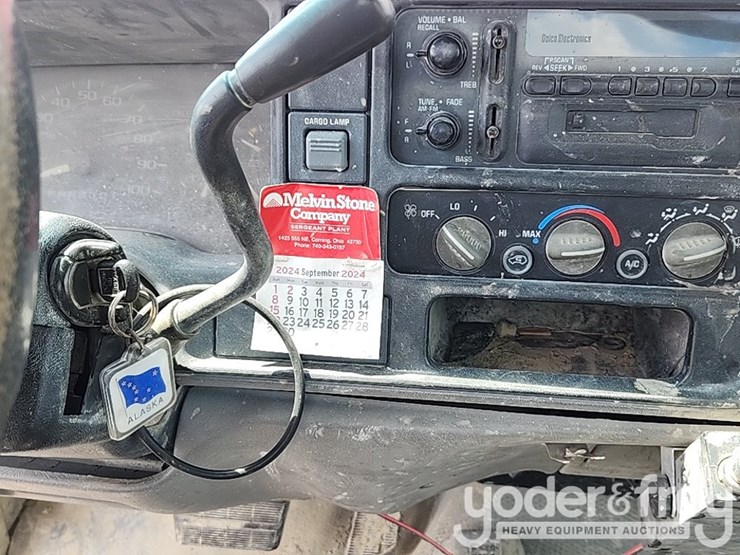 1998-chevrolet-3500-image-26