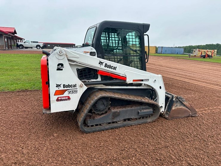 2017-bobcat-t450-image-4