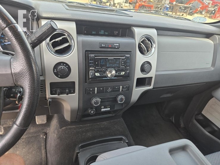 2012-ford-f150-xlt-image-25