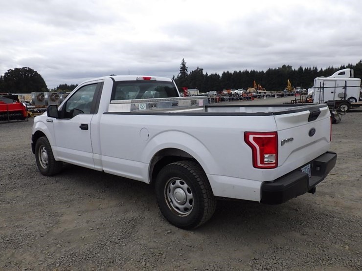 2017-ford-f150-image-5