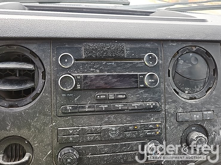 2015-ford-f250-xl-image-23
