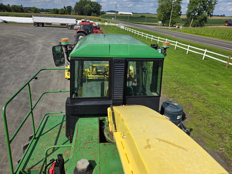2002-john-deere-6850-image-26