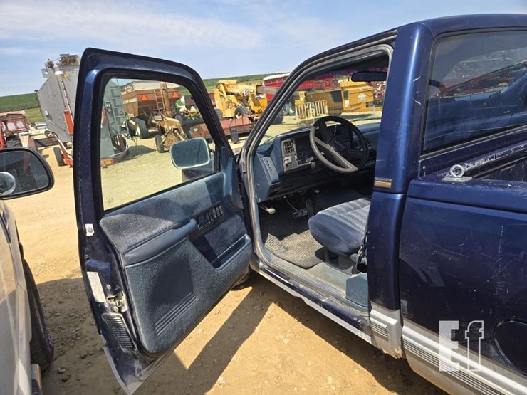 1993-chevrolet-silverado-1500-image-5