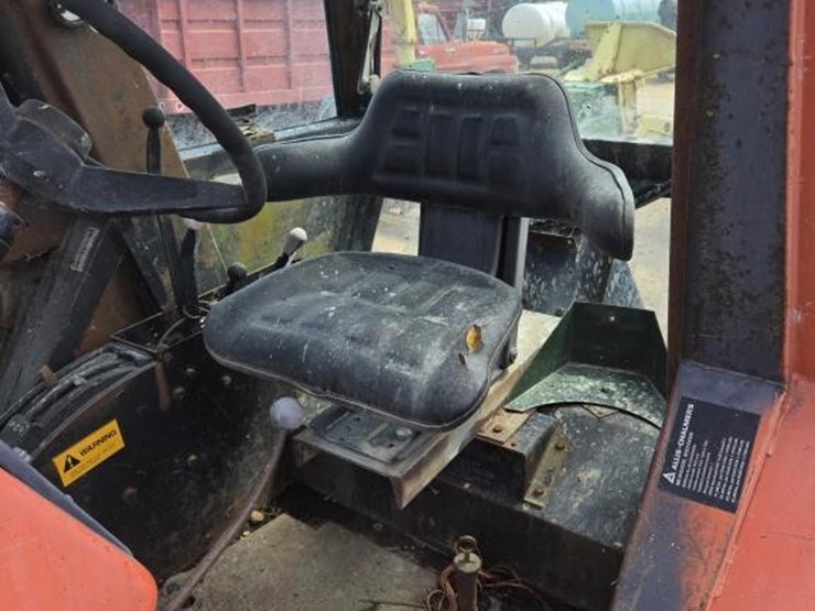 allis-chalmers-7020-image-14