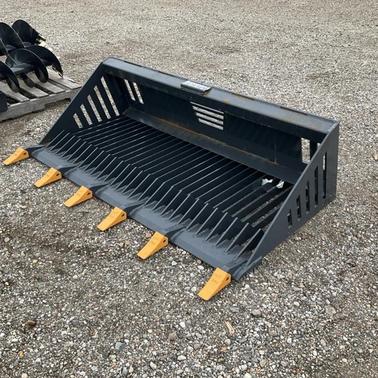 #2531 • Unused 2024 Landhonor Rock Bucket