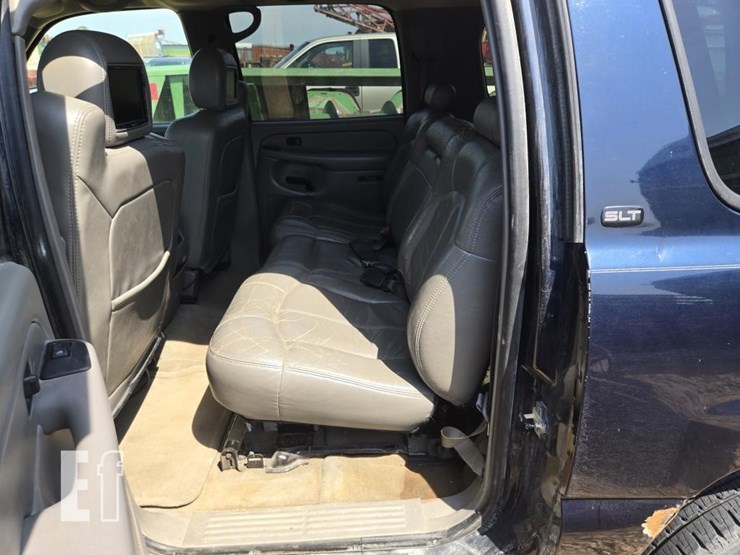 2004-gmc-yukon-xl-image-16