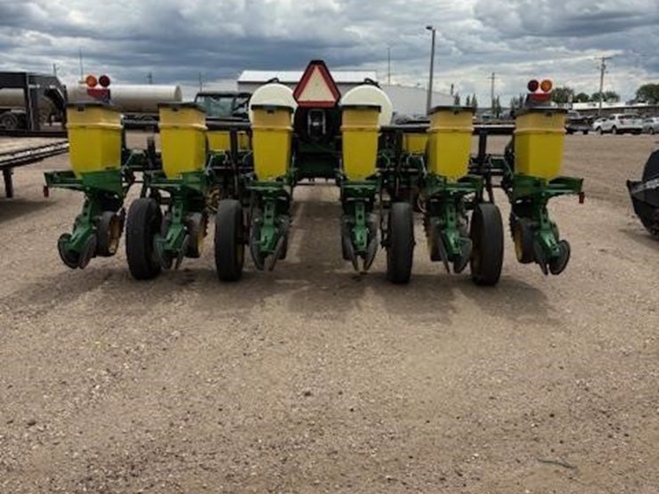 1992-john-deere-7200-image-1