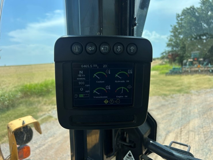2012-deere-544k-image-28