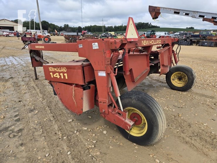 new-holland-1411-image-5
